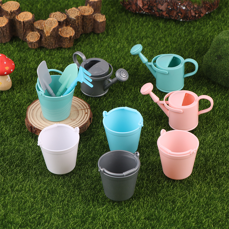 1:12 Dollhouse Miniature Water - Gardening Tools Watering Can avaliação e preço